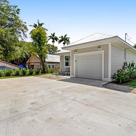 Friendly City Fun Bradenton Bagian luar foto