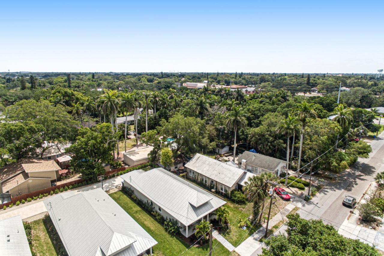 Friendly City Fun Bradenton Bagian luar foto